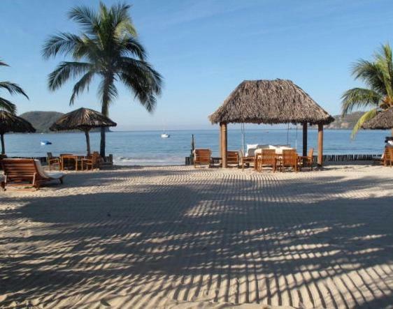 RESIDENCIA VILLA DEL SOL 2 BEDROOM CONDO AT LA ROPA BEACH ZIHUATANEJO  (Mexico) - from US$ 333 | BOOKED